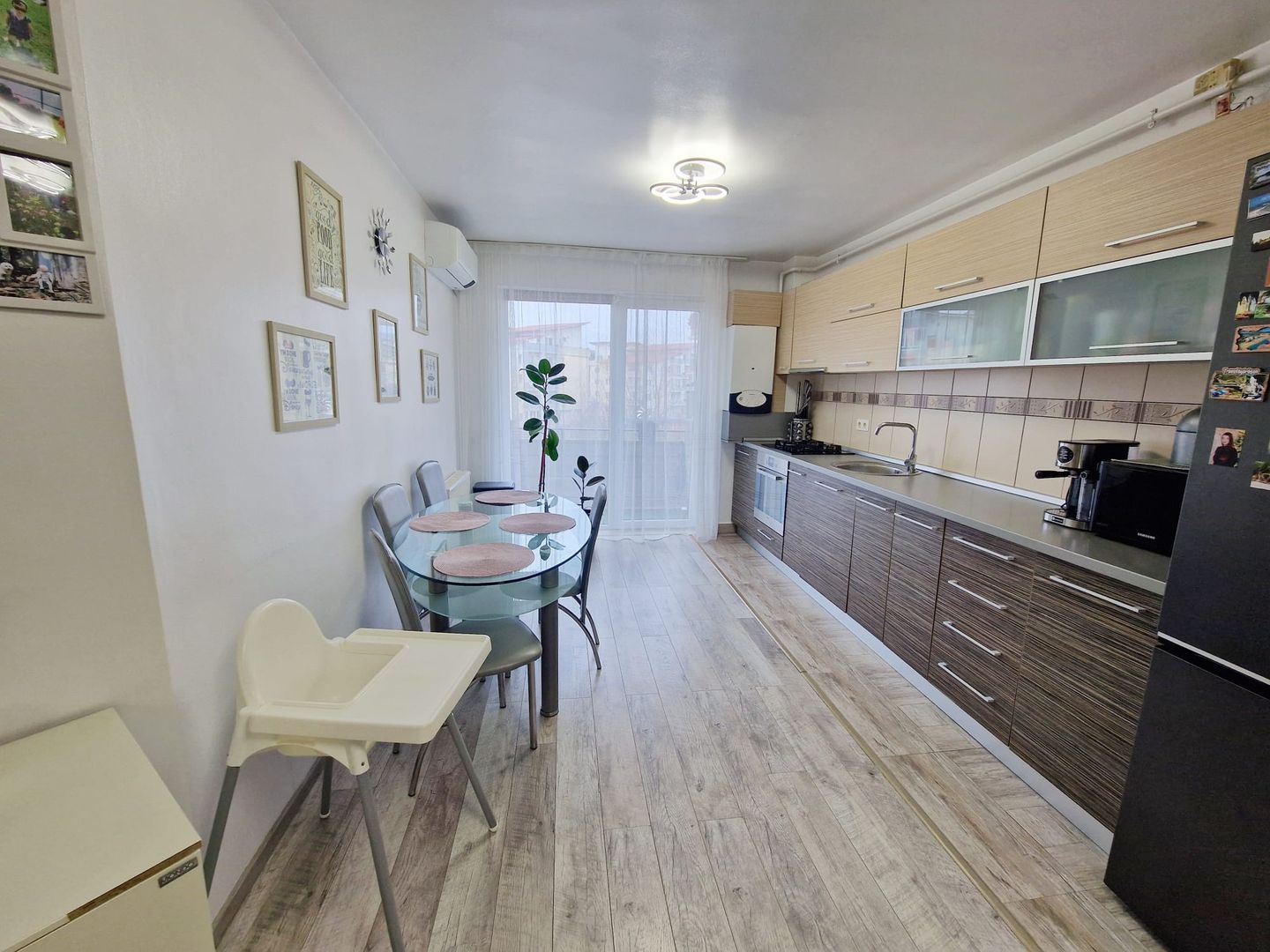Apartament 3 camere, parcare, str Florilor Floresti Atelierul de Pizza - Poză 19