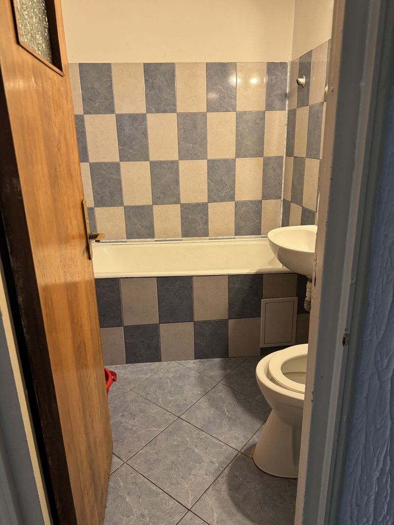 Apartament 2 camere de vanzare Drumul Taberei - Poză 3