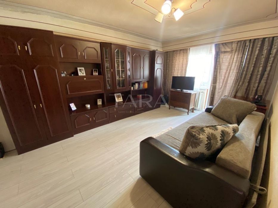 Apartament cu 3 camere decomandat în zona Titulescu, Cluj-Napoca - Poză 1