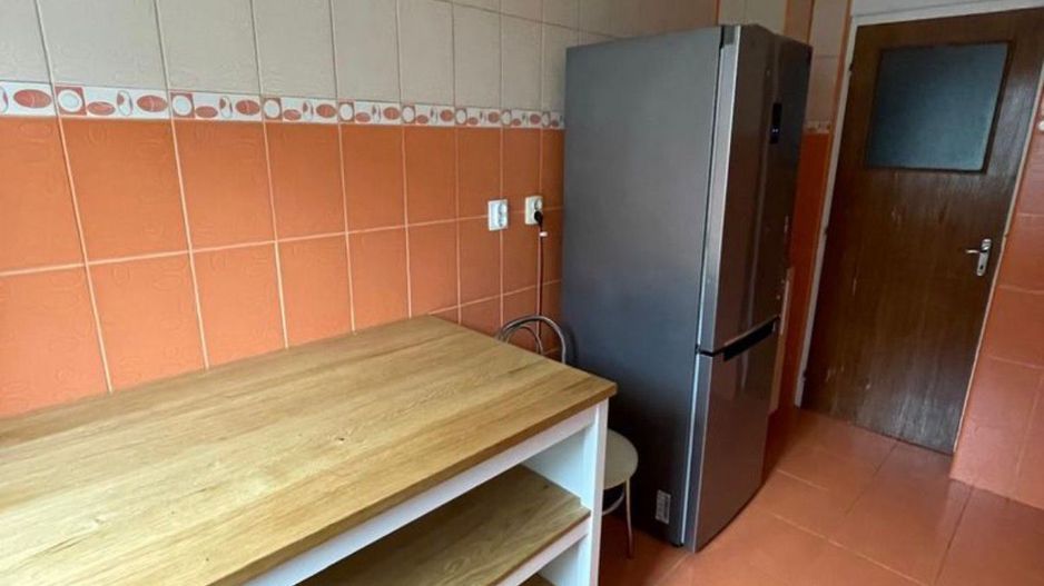 AP. 2 CAMERE 1 DECEMBRIE,  BUCATARIE INCHISA, LOC DE PARCARE, MOBILAT - Poză 8