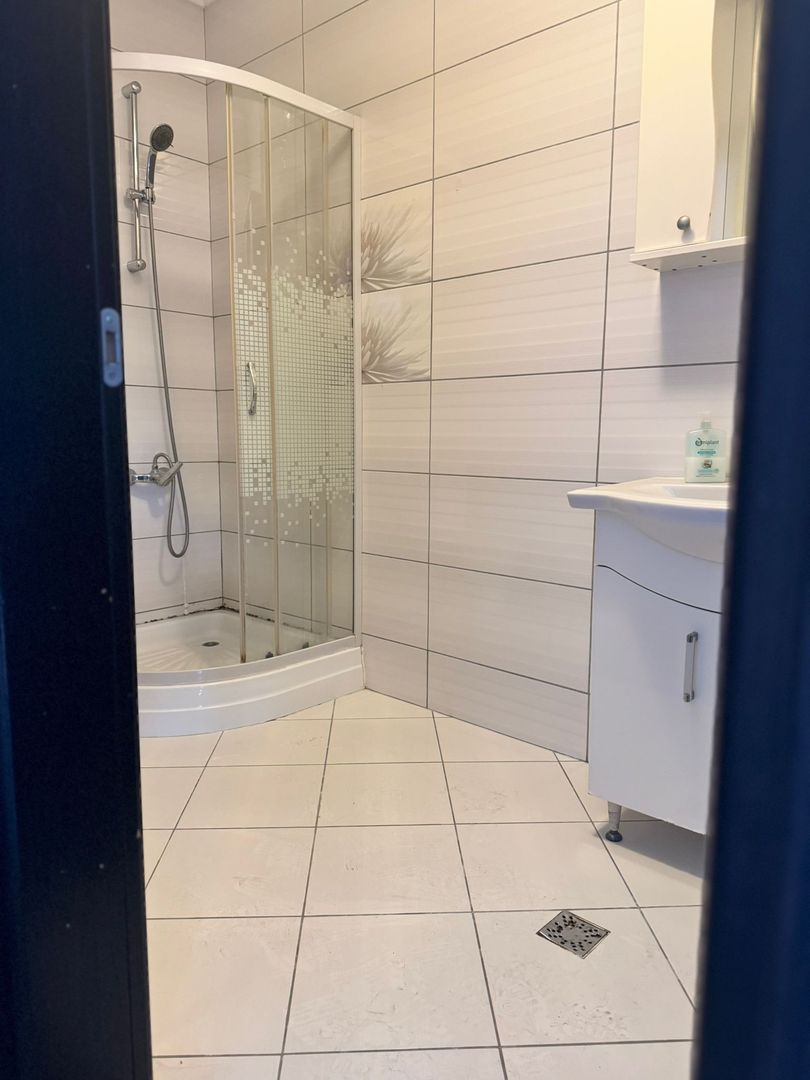 APARTAMENT 2 CAMERE IN CARTIERUL LATIN - Poză 10