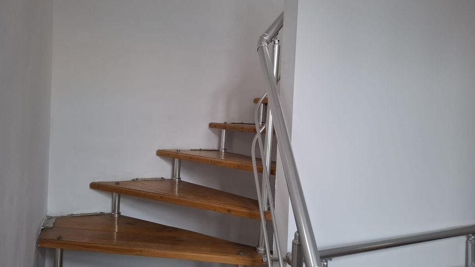 URGENT!, libera, rezidential/birou/comercial, 2 intrari, NEGOCIABIL - Poză 2