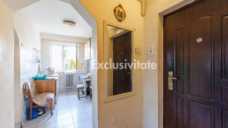 Apartament Trivale et.1 linga Piata si Sc.12 - Poză 4