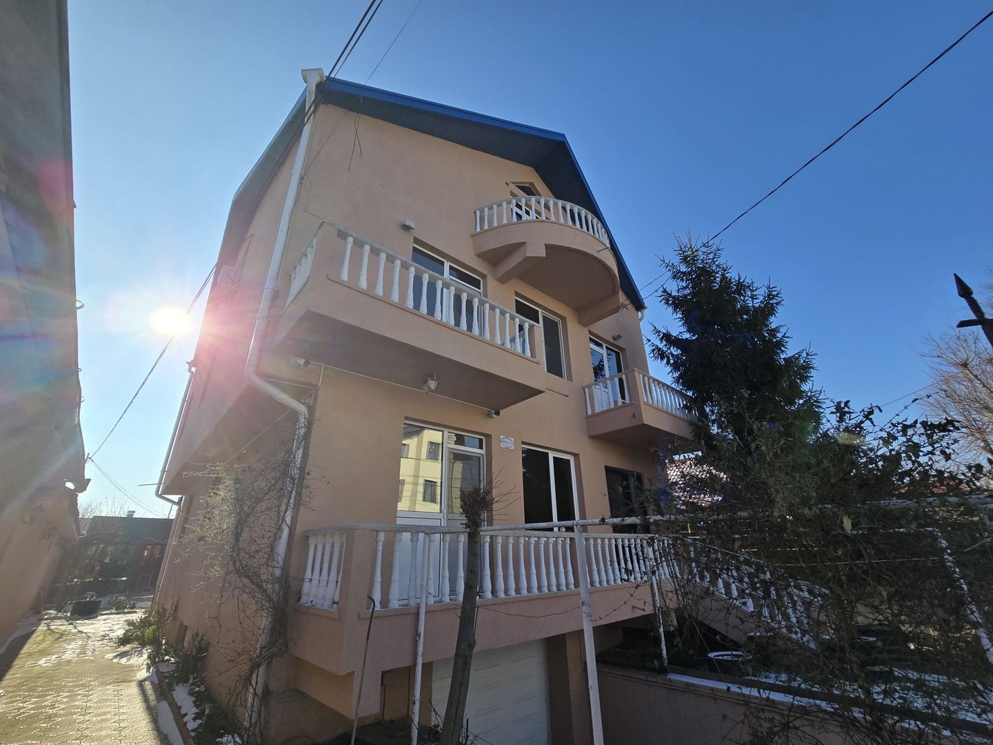 Casa D+P+E+M + Casa P+1 + Anexa | Teren 507mp | Zona centrala Mangalia - Poză 10