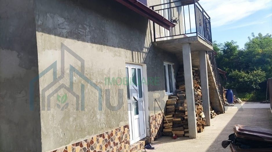 Vând casă la țară - Poză 1