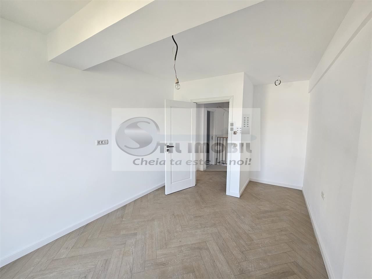 Apartament exclusivist dispus P+1E  - 82mp - Poză 8