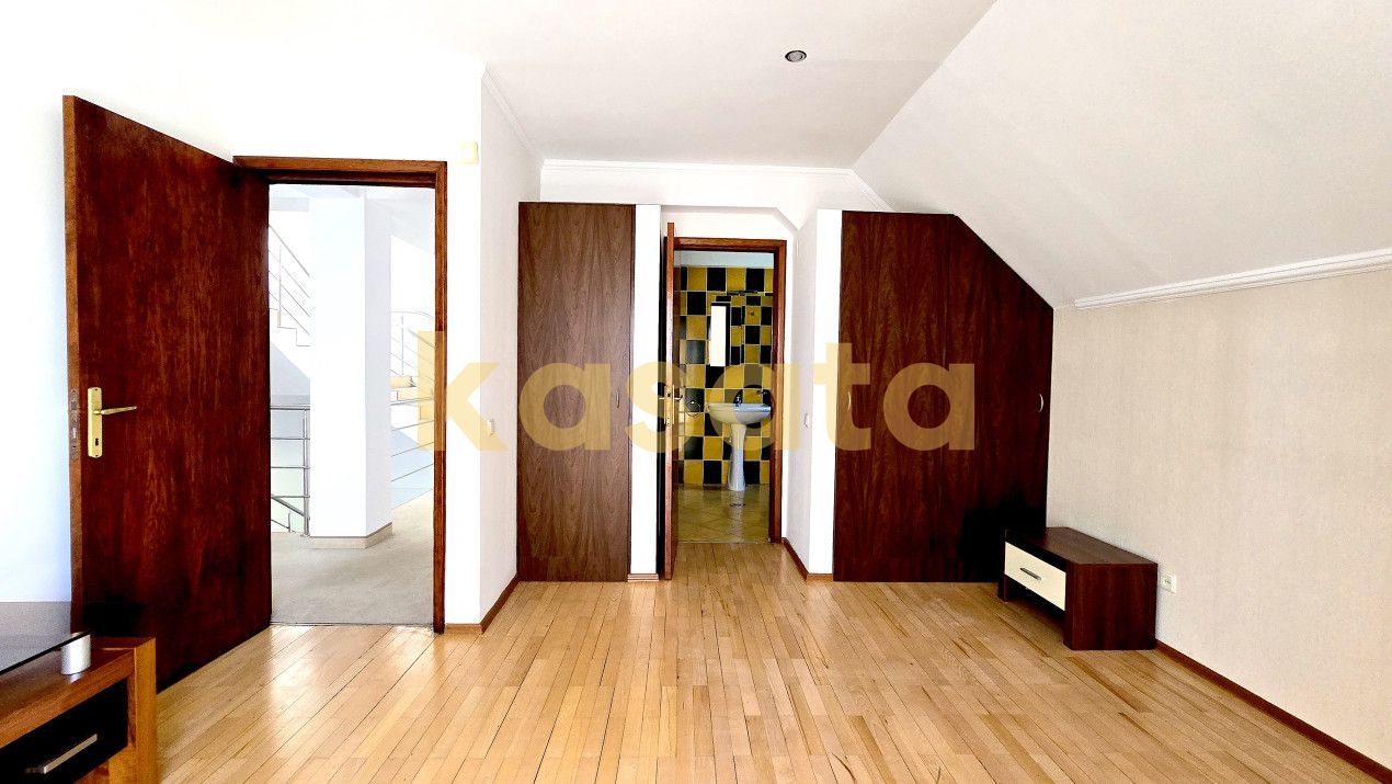 Vila individuala | 7 CAMERE | curte si garaj | PISCINA | IANCU NICOLAE - Poză 11