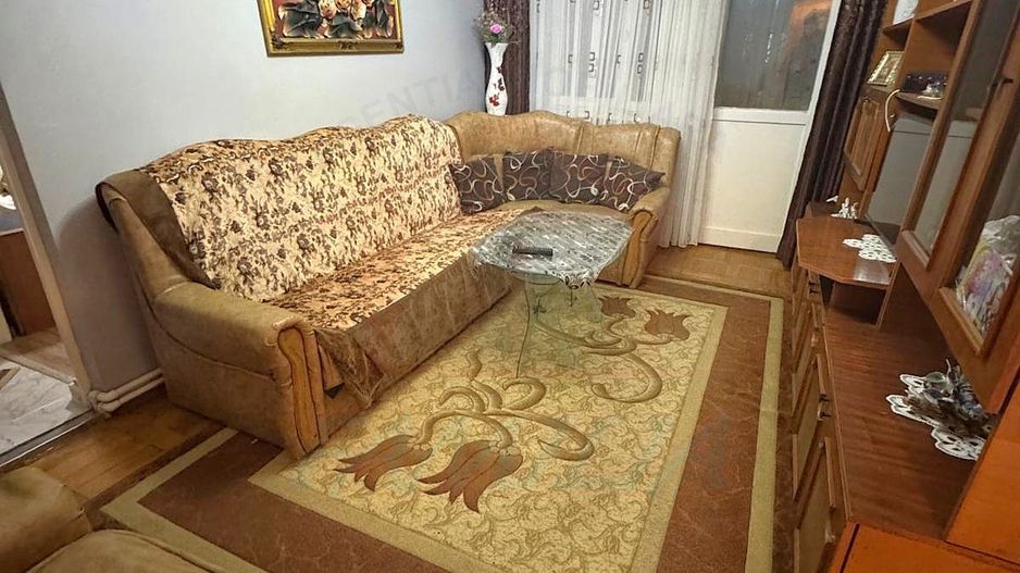 350 Euro-Inchiriere apartament 3 camere Micro 38 - Poză 1