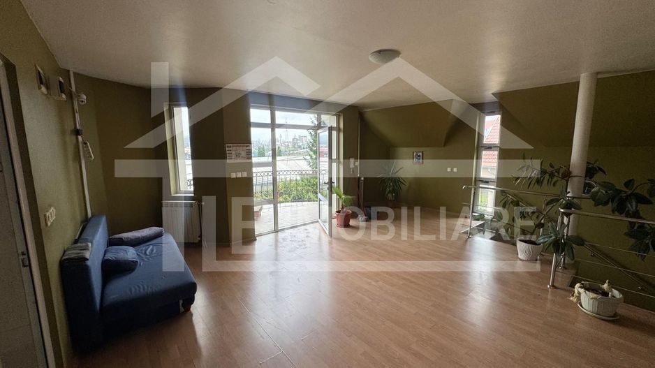 Vila cu 6 camere, 420mp,  teren 720mp, parcari, Zona Shopping City - Poză 19