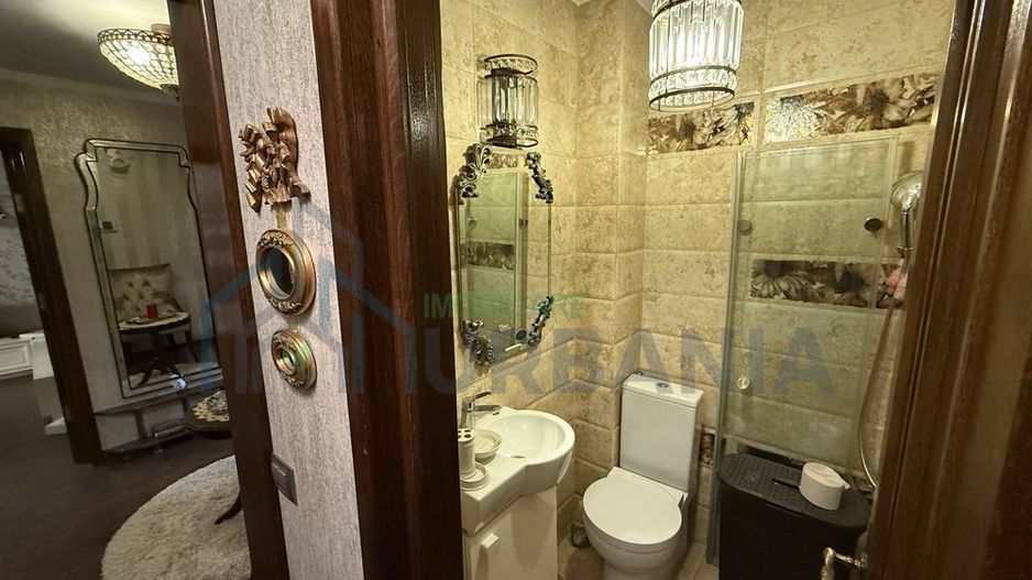 Apartament 3 camere în Iasi, zona centrală Palas - Poză 8