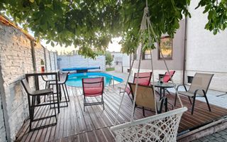 DE VANZARE  Vila 9 camere Colentina - Poză 7