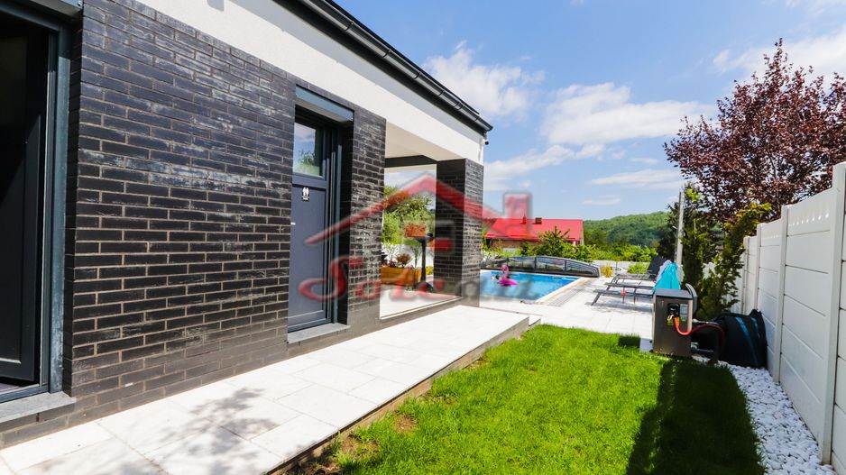 VILĂ MODERNĂ DE LUX CU PISCINĂ, FOTOVOLTAICE ȘI FOIȘOR – BREAZA - Poză 90