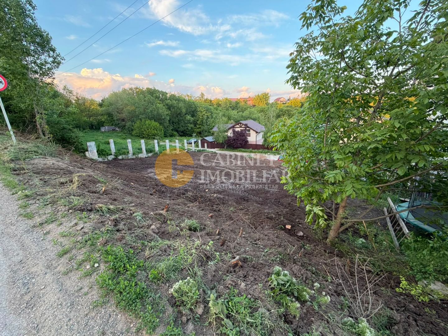 TEREN INTRAVILAN 500 MP REDIU - Pozitie excelentă - 49.000 Euro - Poză 12