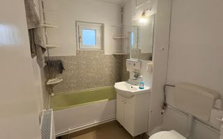 De inchiriat apartament cu 2 camere nemobilat, I. C. Frimu, etaj 3, 300 Eur - Poză 8