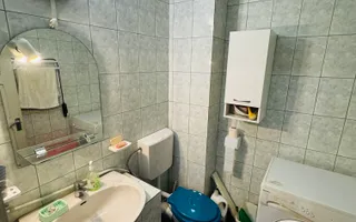 3 decomandate, centrala, 1 Mai - 110 000 Euro - Poză 26