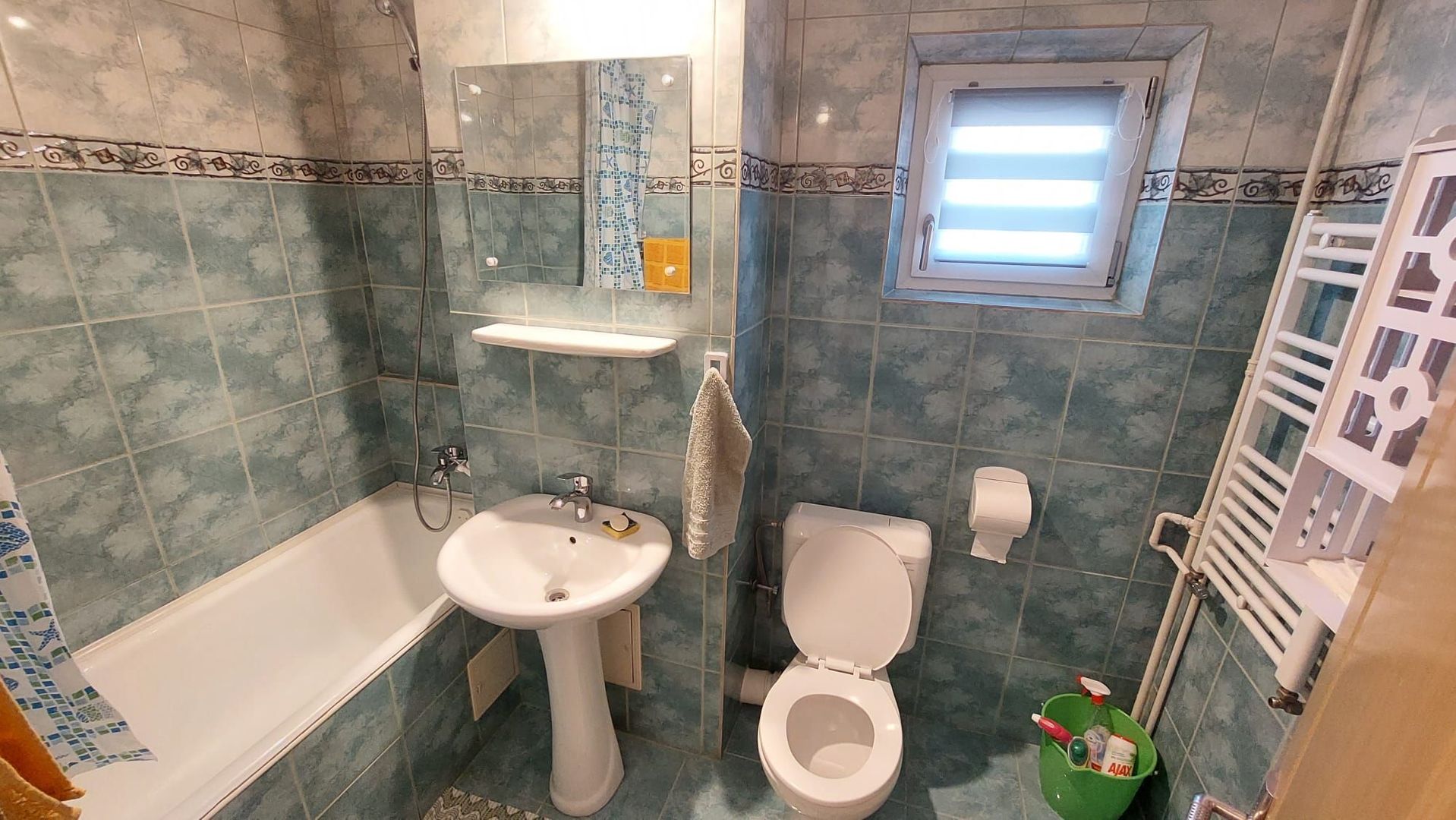 Garsoniera decomandata Decebal zona linistita-mobilata complet - Poză 11