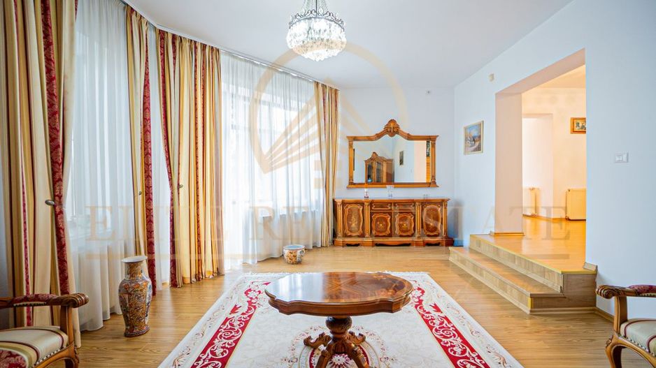 Ovidiu Sud - Zona premium - Vila impozanta, curte mare, garaj, terasa! - Poză 8