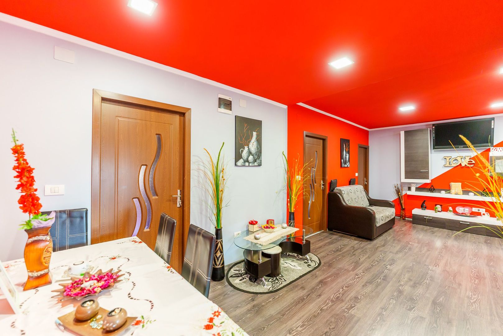 Casă spațioasă la sol în Macea - Poză 14