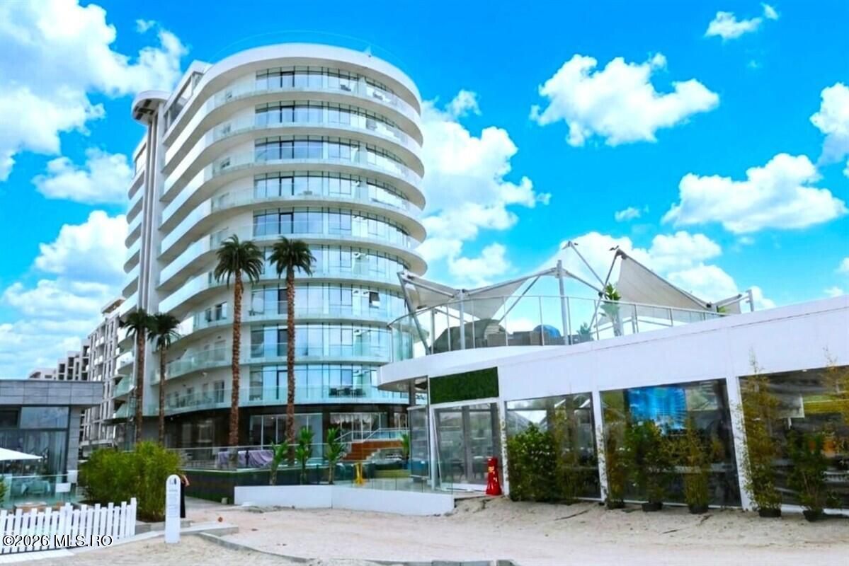 Mamaia Nord - White Tower, 2 camere, 51 mp, etajul 7, vedere la mare! - Poză 1