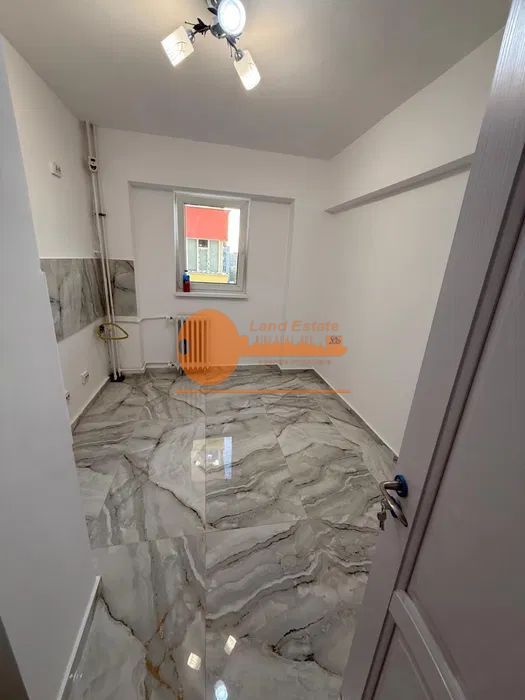 4 camere - Rahova - 1979 - Poză 3