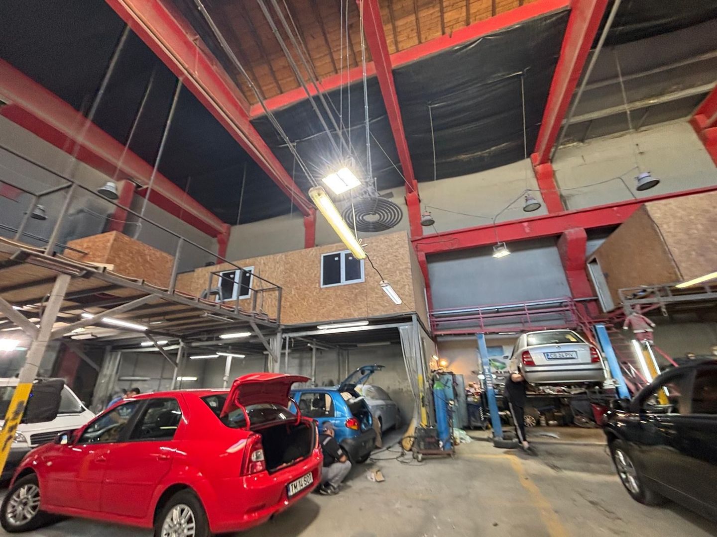 Atelier auto 590 mp cu ISU - Poză 20