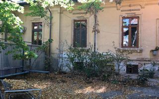 apartament 3 camere decomandate la curte (et.1), zona Dacia-Mosilor. pret 380 euro - Poză 1