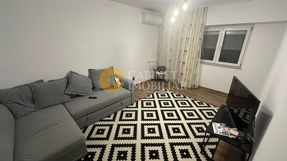 GARĂ - ARCU - 3 CAMERE DECOMANDAT - ETAJ INTERMEDIAR - Poză 1