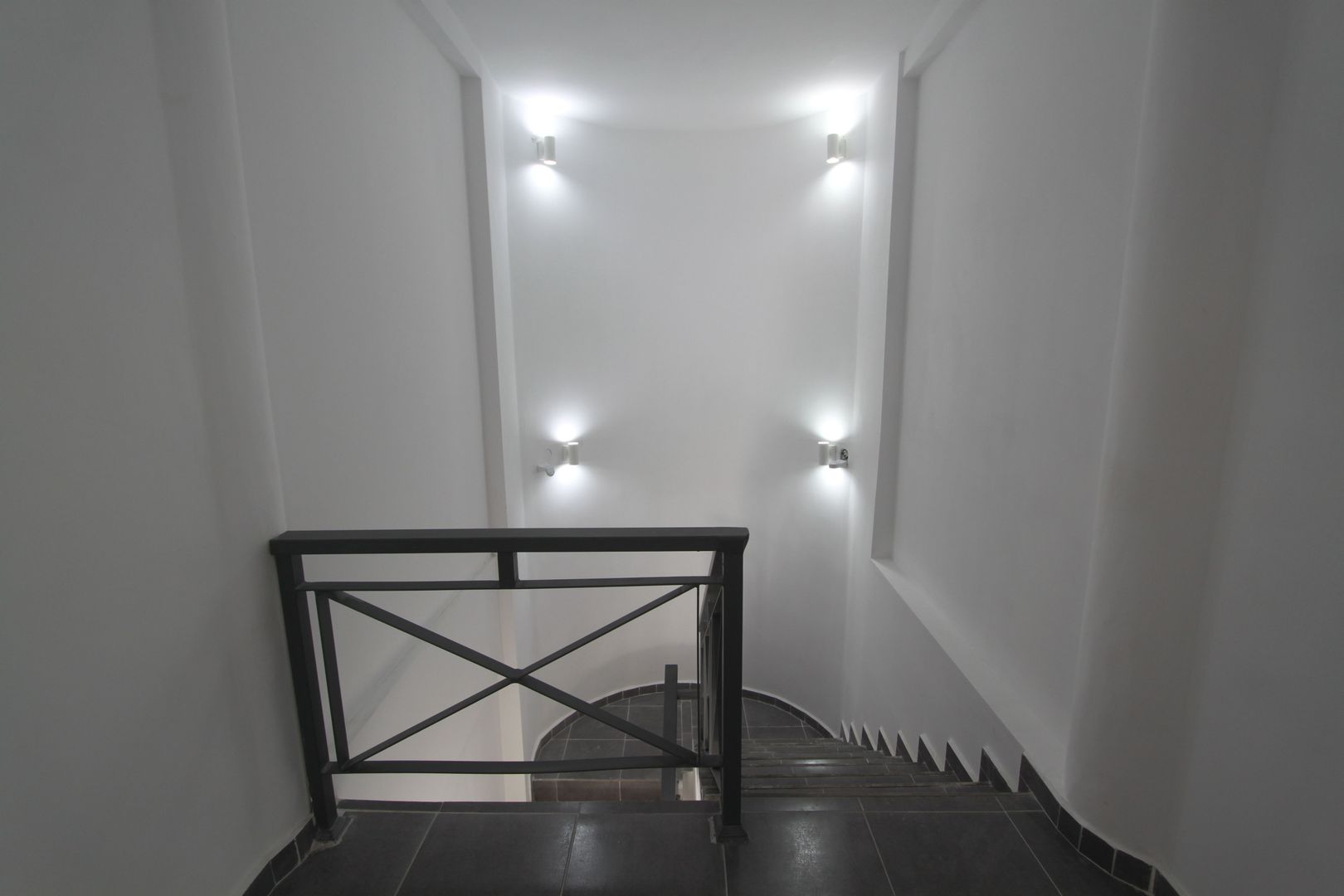 Cladire birouri - 282 mp -  zona Rebreanu - Poză 19