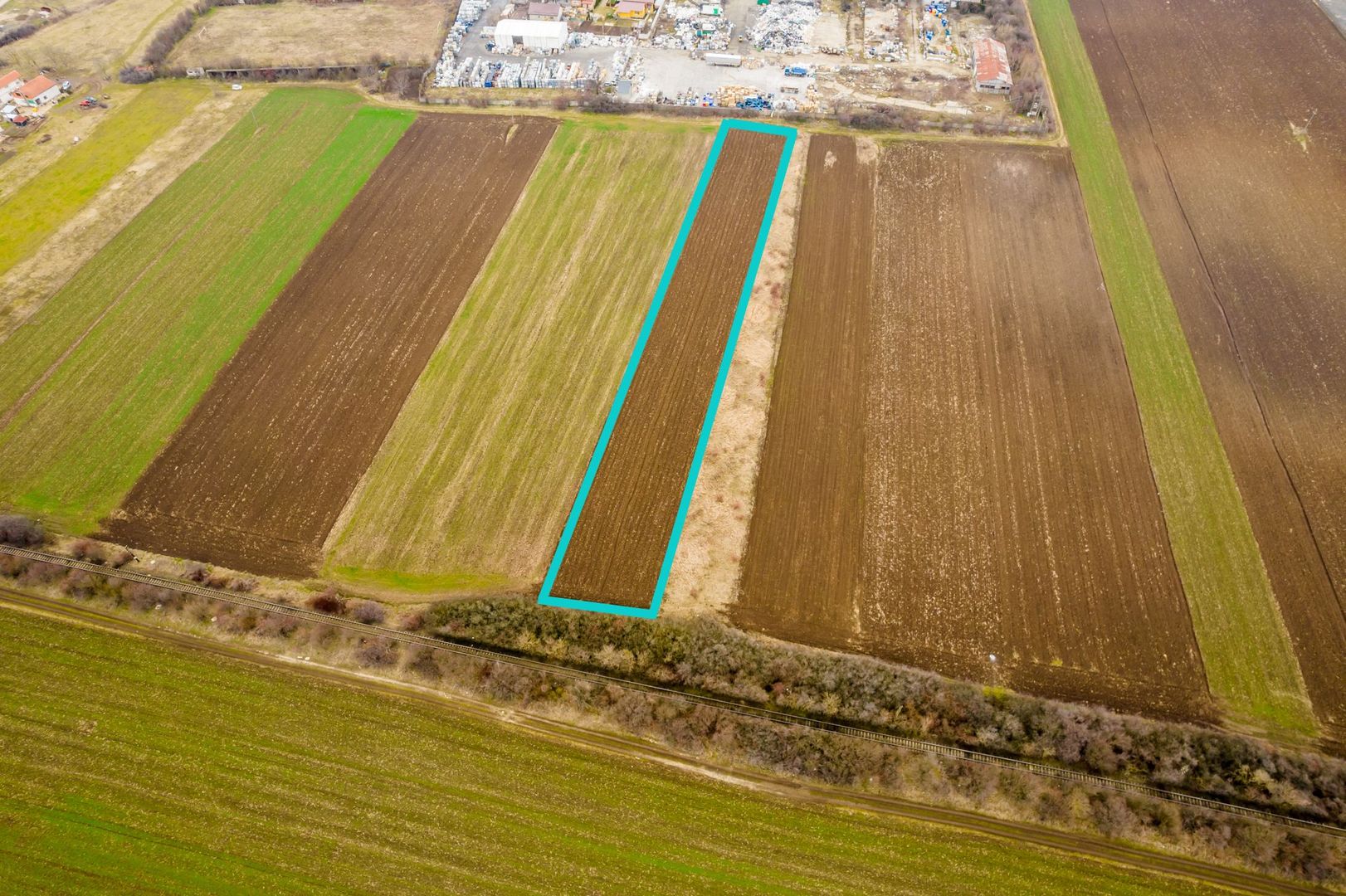 Teren 5000 mp ZĂDĂRENI - Poză 1