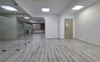 B-dul Mamaia - zona Delfinariu | Spațiu ideal pentru birou | 80mp - Poză 3