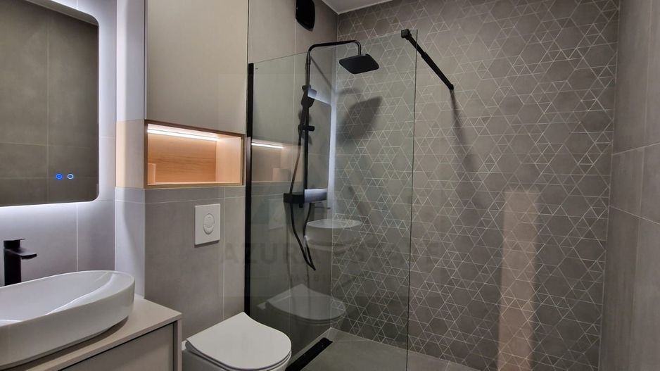 Apartament lux 80 mp utili 3 camere 2 bai si parcare subterana - Poză 11