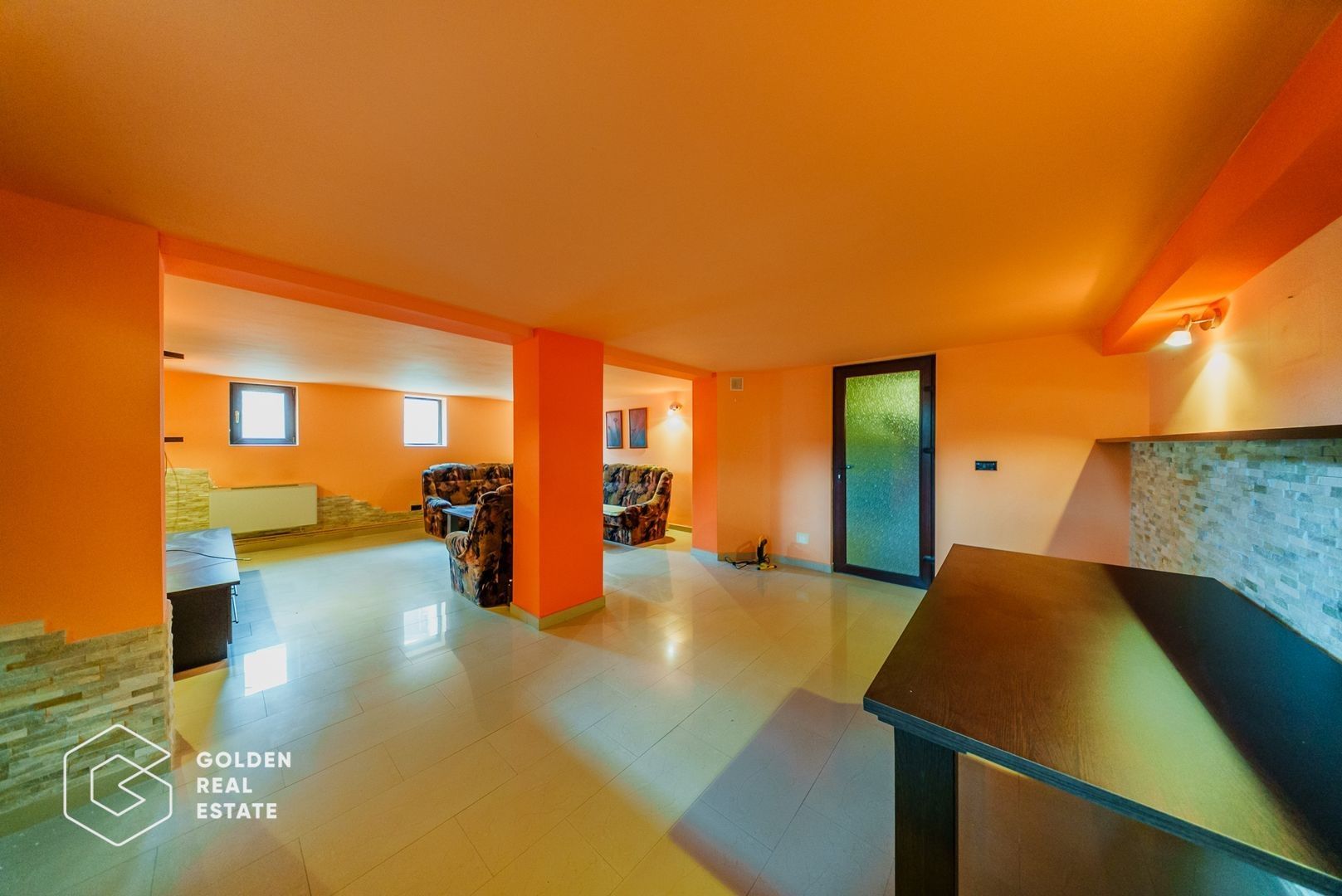 Vila de lux, D+P+E+M, Gradiste, la cheie, 300mp, 6 camere, teren 580mp - Poză 15