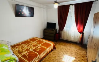 3 decomandate, centrala, 1 Mai - 110 000 Euro - Poză 24