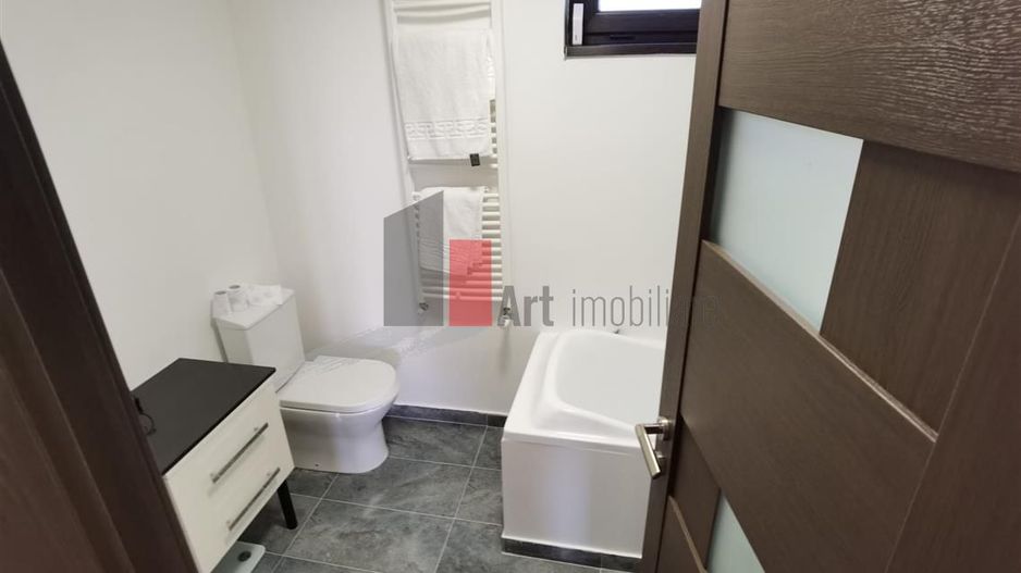 VIla 11 Camere Cernica - Poză 14