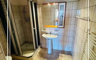 De vanzare zona central, Apartament 3 cam, priveliste panoramica Arad - Poză 18