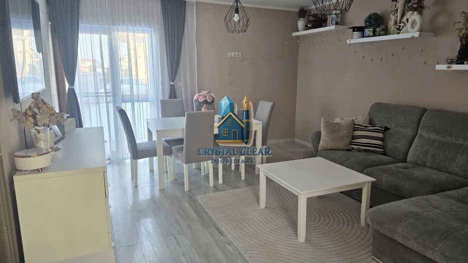 Casă 4 camere + teren de 308 mp - zona Sângeorgiu de Mureș - Poză 3
