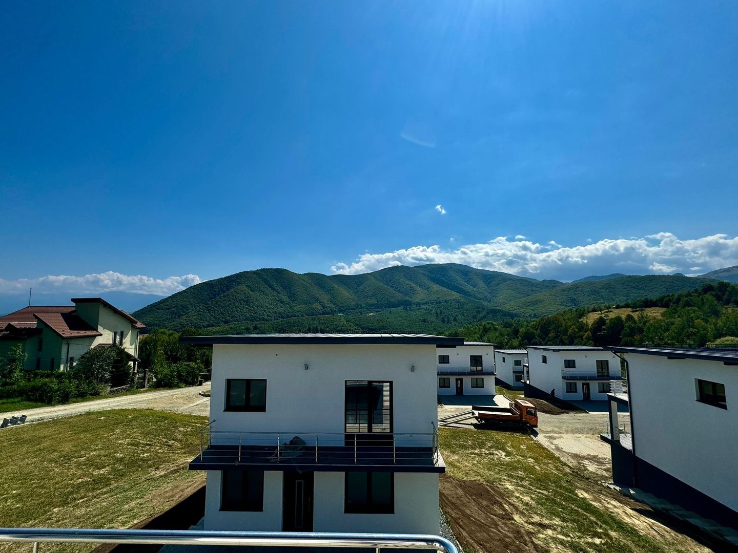 Casa individuala premium în Cisnădioara - Sibiu - Poză 12