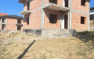 Case individuale P+E de vânzare în Valea Adâncă, Strada Debarcaderului, cu vedere spre Lacul Iezăreni - Poză 3