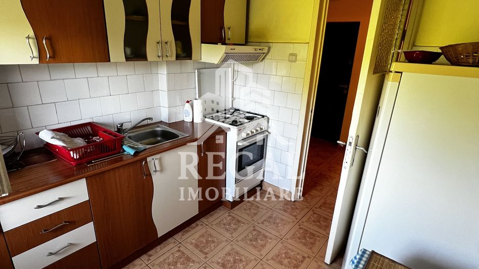 Apartament cu 3 camere de vânzare – zona Altex - Poză 7