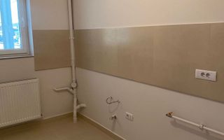 Apartament 2 camere, 67 mp, zona centrala Pascani - Poză 8