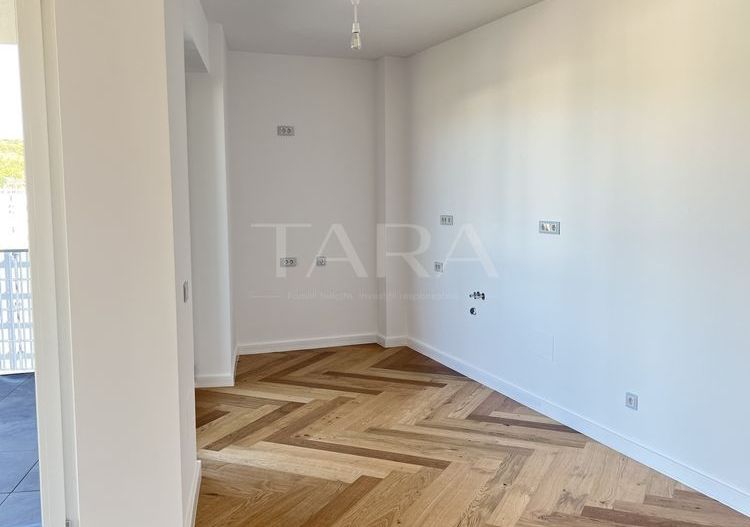 Apartament 3 camere modern, Complex Rezidential Nou. - Poză 2