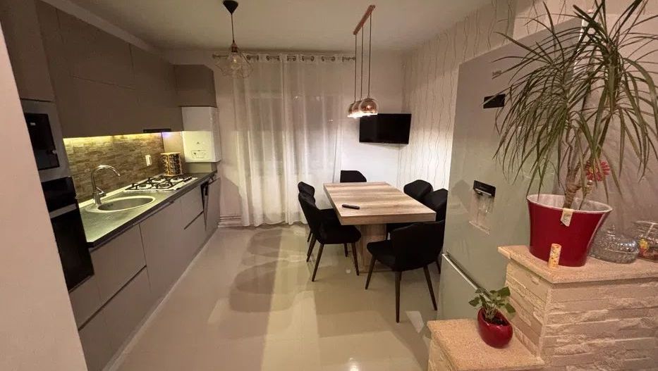 | Apartament cu 2 camere de vanzare | Etaj intermediar| Cartierul Manastur | - Poză 1