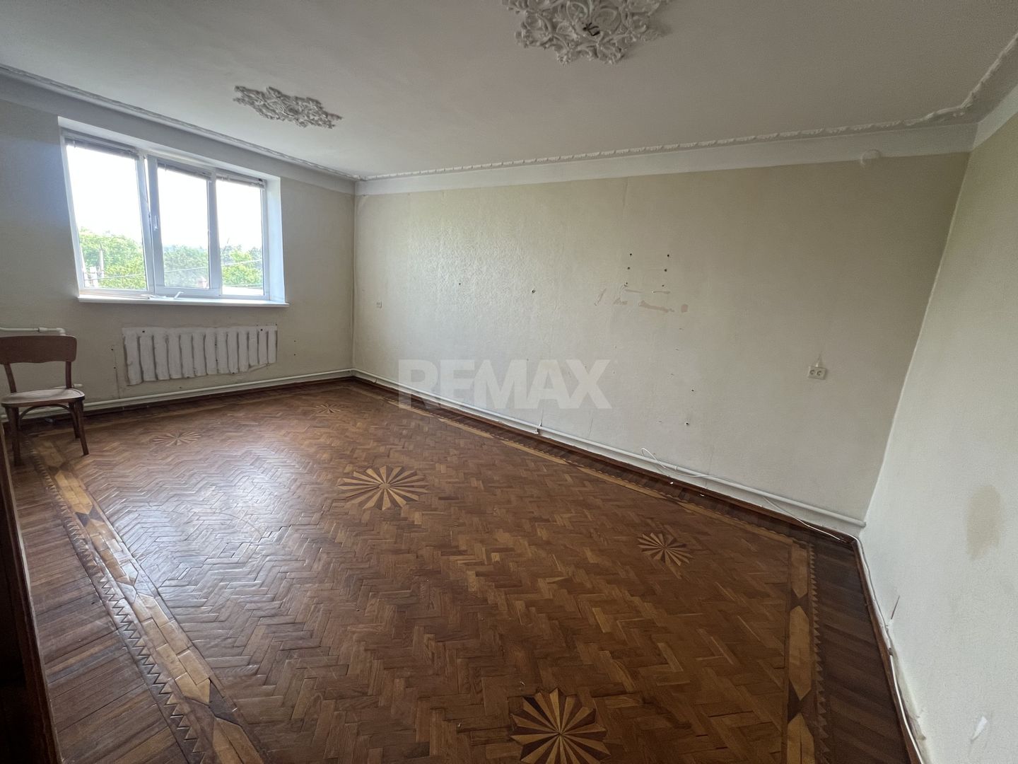 Apartament cu 3 odăi în Ialoveni - Poză 3