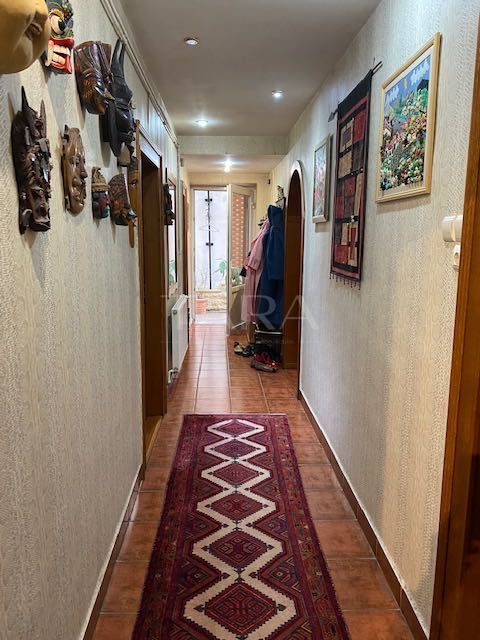 partament 3 camere, 98 mp + curte 150 mp – Andrei Mureșanu - Poză 3