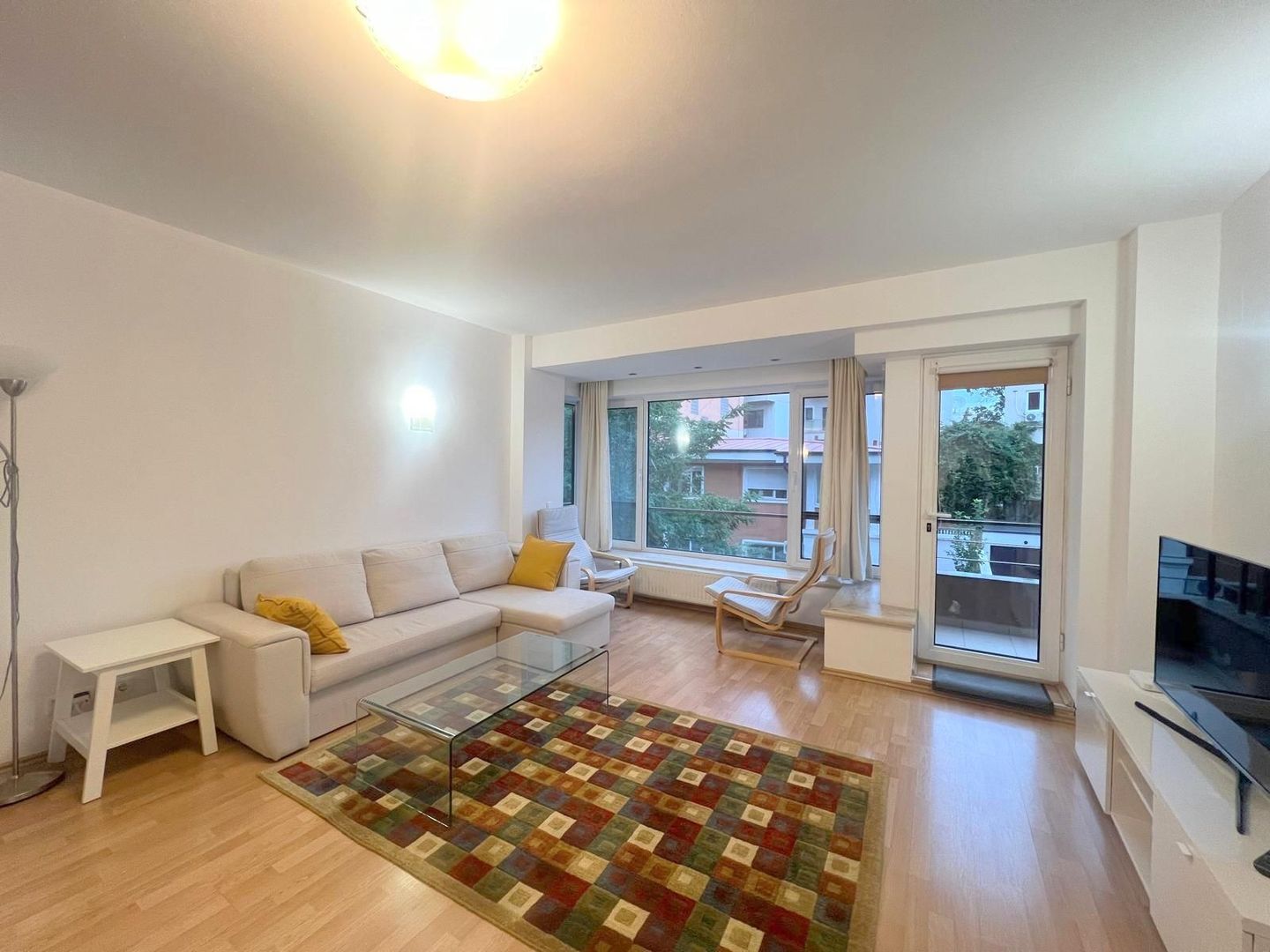 3 camere etaj 1 bloc 2004 Primaverii - Poză 2