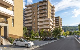 Inchiriem apartament 3 camere mobilat utilat lux cu parcare subterana - Poză 14