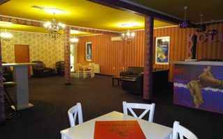 Spațiu Comercial și Birouri de Închiriat – 160 mp, Parcare Privată - Poză 1