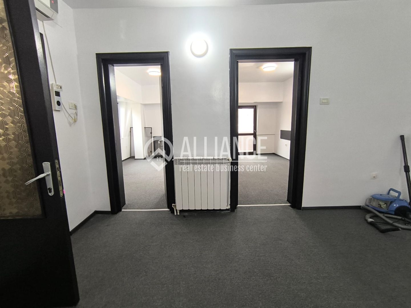 CENTRU PIATA UNIRII - Birouri luminoase cu terasa ! - Poză 9