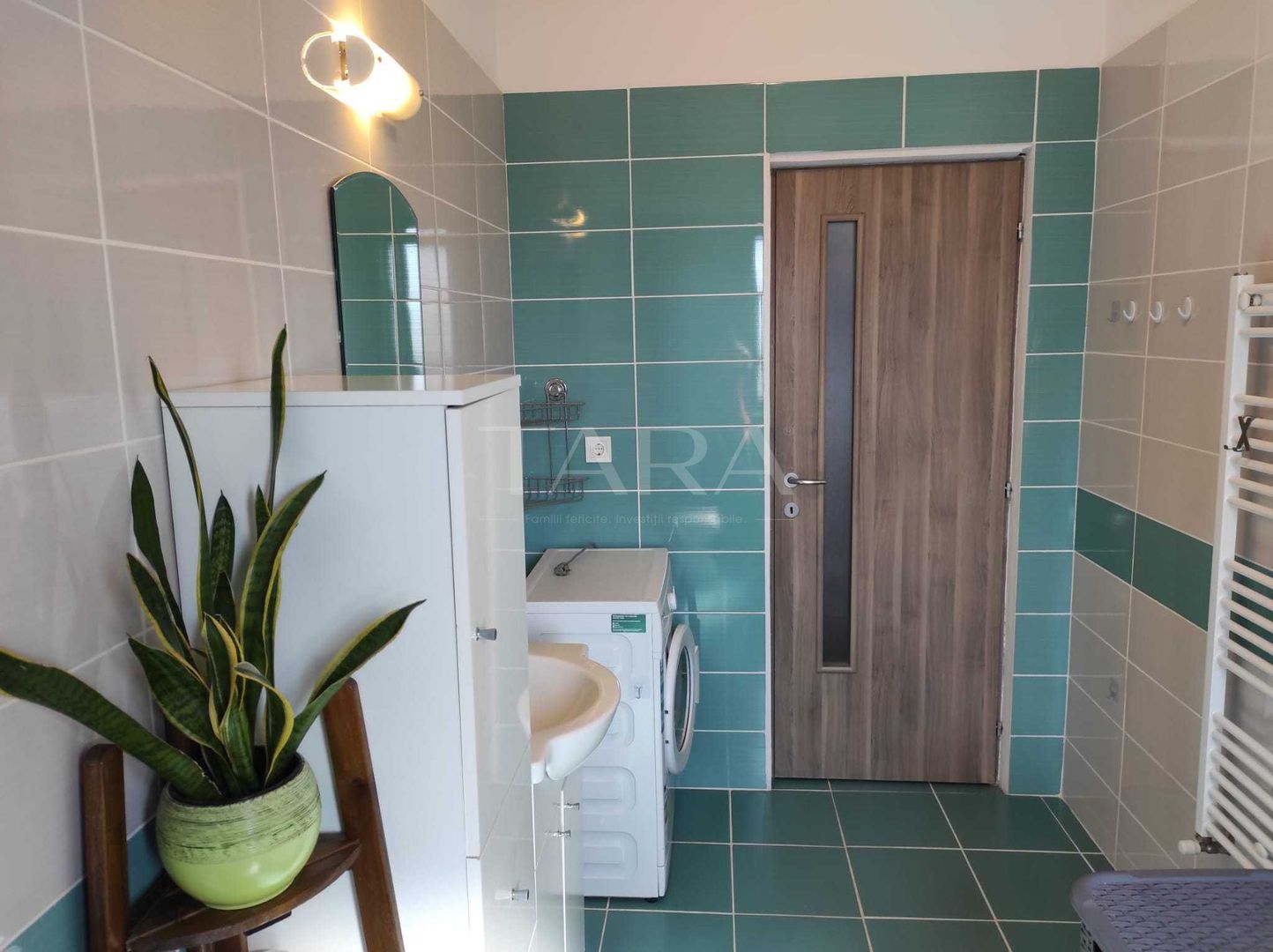 Apartament cu 2 camere, mobilat și utilat, parcare inclusă. - Poză 8