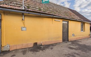 Casă 70mp + Hală 100mp, Str. Navigatorilor, Oradea - Poză 2